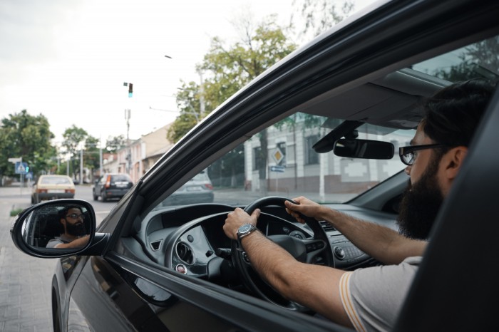 Driving Hub - Car driving - Boy driving a car - school driving